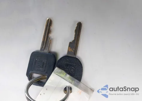 1990 GMC Sierra C3500 from USA, damaged, VIN 2GTHC39N2L1565935